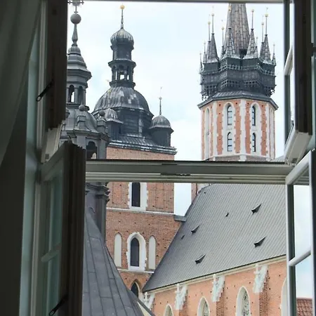 Small Market Square - Old Town Krakow Exterior photo